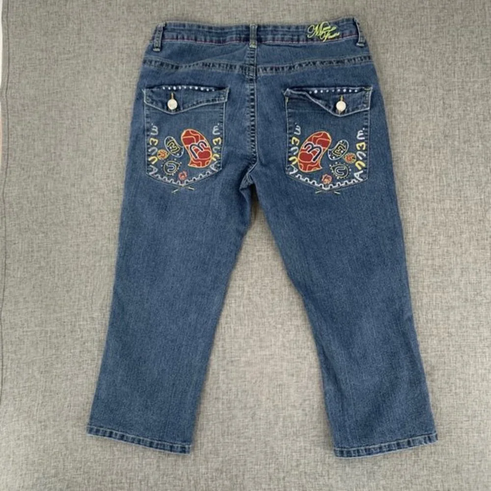 Mecca Femme‎ Cropped Jeans Size 9/10 Embroidered Design Low Rise 78% Cotton
